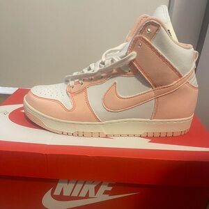 Nike 1985 High Top Dunks